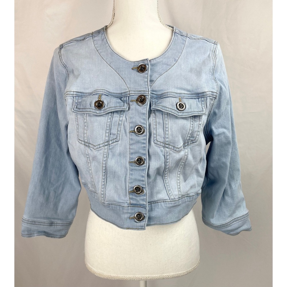 Torrid Women Size 1 Denim Light Wash Jean‎ Jacket Button Up Cropped